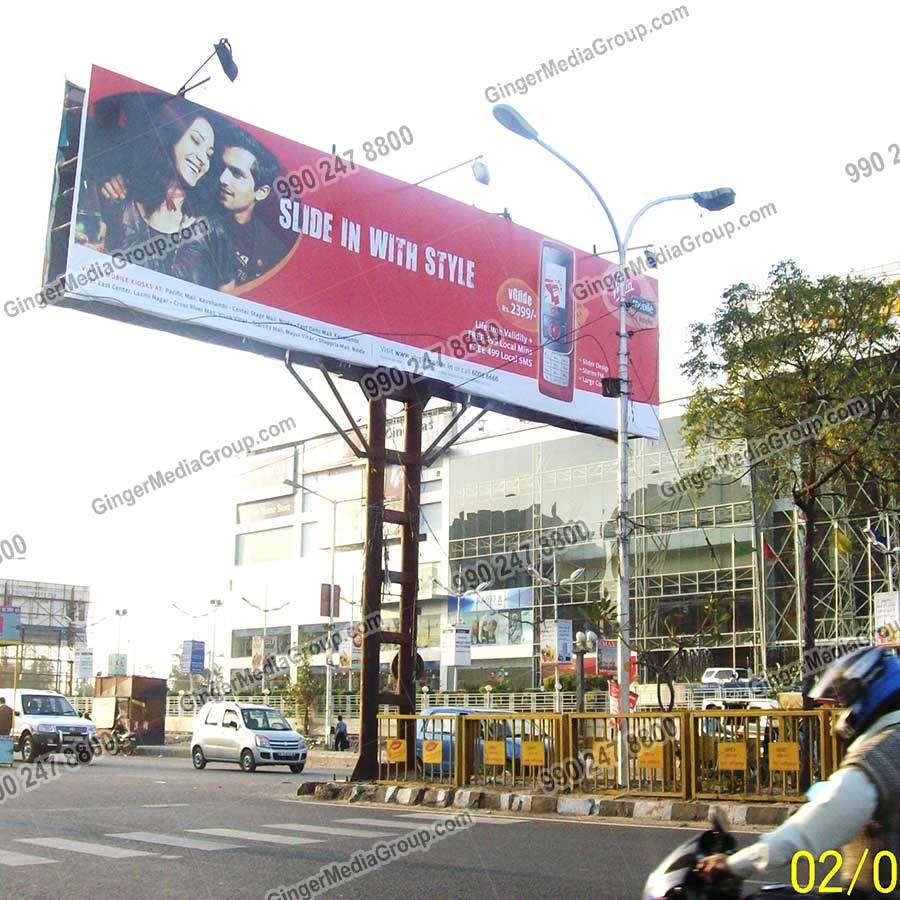 unipole advertising agra