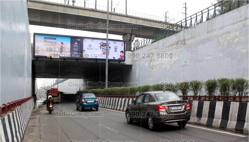 kolkata underpass advertising 1