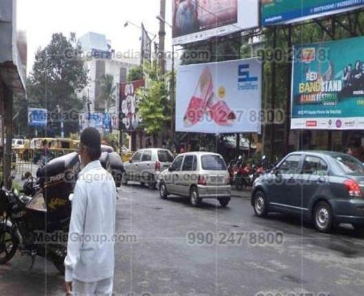 camac-street-park-kolkata-advertising 6 - Ginger Media Group camac street park kolkata advertising 6